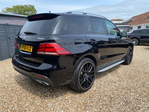 Mercedes-Benz GLE 3.0 GLE 350 D 4Matic AMG Line Auto 4WD 5dr 10