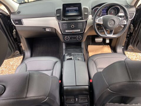 Mercedes-Benz GLE 3.0 GLE 350 D 4Matic AMG Line Auto 4WD 5dr 29