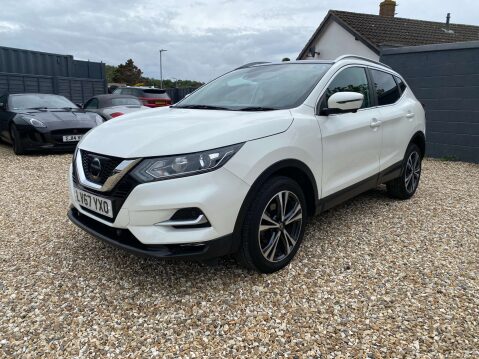 Nissan Qashqai 1.2 Qashqai N-Connecta DiG-T CVT 5dr 6