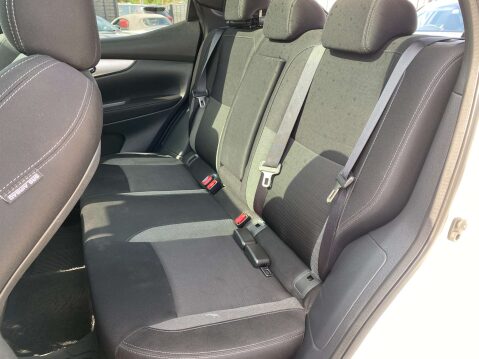 Nissan Qashqai 1.2 Qashqai N-Connecta DiG-T CVT 5dr 16