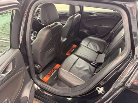 Vauxhall Astra 1.4 Astra Elite 5dr 21