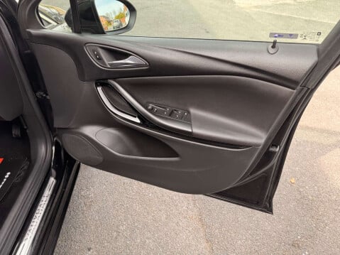 Vauxhall Astra 1.4 Astra Elite 5dr 23