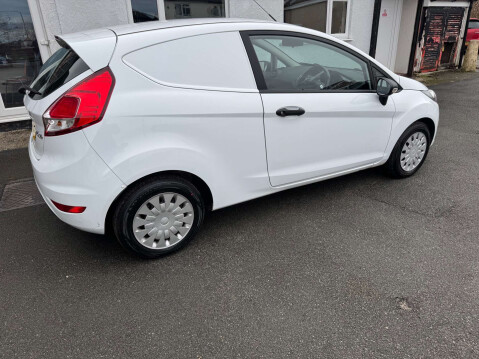 Ford Fiesta 1.6 Fiesta Econetic Tech TDCi 3dr 4