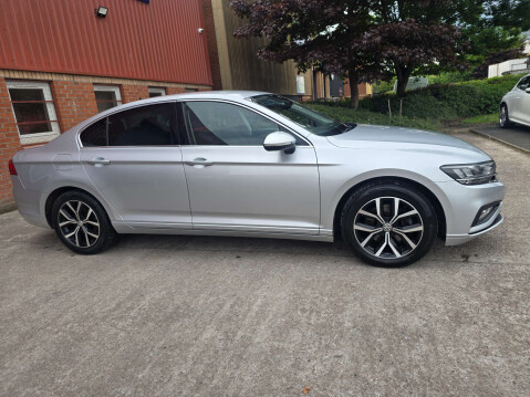 Volkswagen Passat 1.5 Passat SEL TSi Evo Semi-Auto 4dr 4