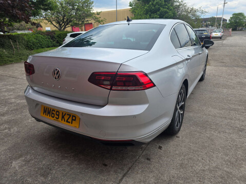 Volkswagen Passat 1.5 Passat SEL TSi Evo Semi-Auto 4dr 34