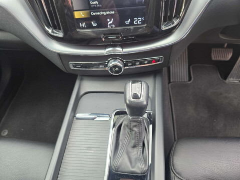 Volvo XC60 2.0 XC60 Momentum D4 AWD Auto 4WD 5dr 61