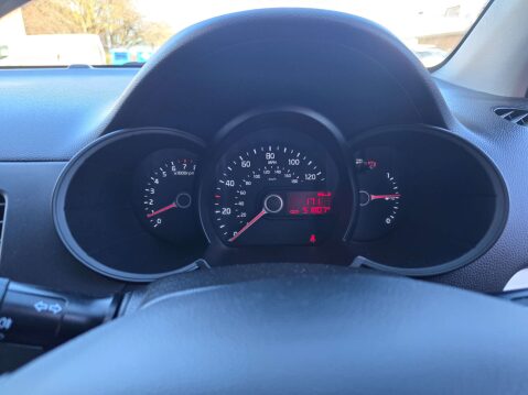 Kia Picanto 1.0 Picanto VR7 3dr 16