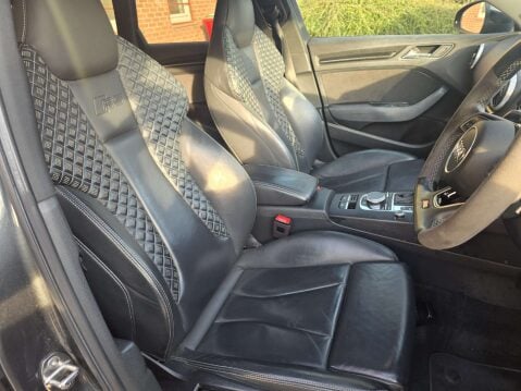 Audi A3 2.5 RS 3 Sportback Audi Sport Edition TFSI Quattro Semi-Auto 4WD 5dr 24