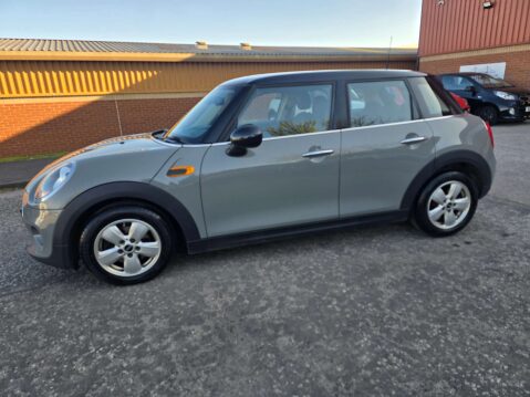 Mini Hatch 1.5 Cooper 5dr 27