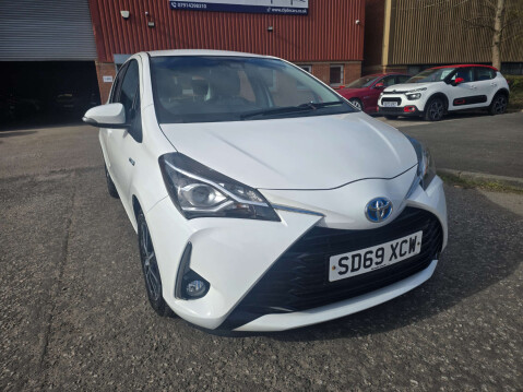 Toyota Yaris 1.5 Yaris Icon Tech VVT-i HEV CVT 5dr 46