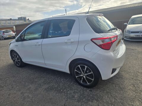 Toyota Yaris 1.5 Yaris Icon Tech VVT-i HEV CVT 5dr 31