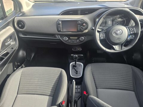 Toyota Yaris 1.5 Yaris Icon Tech VVT-i HEV CVT 5dr 58