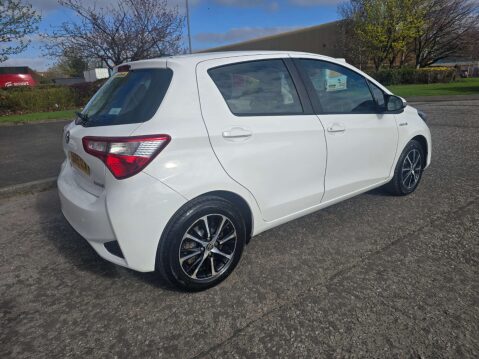 Toyota Yaris 1.5 Yaris Icon Tech VVT-i HEV CVT 5dr 6