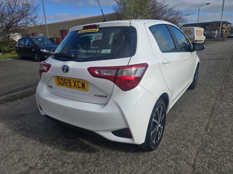 Toyota Yaris 1.5 Yaris Icon Tech VVT-i HEV CVT 5dr 10