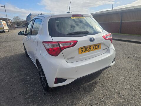 Toyota Yaris 1.5 Yaris Icon Tech VVT-i HEV CVT 5dr 33