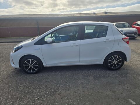 Toyota Yaris 1.5 Yaris Icon Tech VVT-i HEV CVT 5dr 29