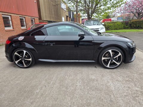 Audi TT 2.0 TTS Black Edition TFSI Quattro Semi-Auto 4WD 3dr 39