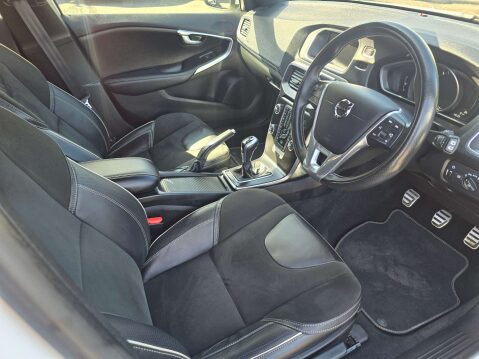 Volvo V40 2.0 V40 R-Design Nav+ T3 5dr 12