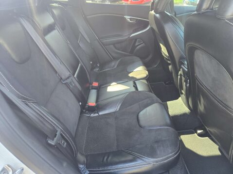 Volvo V40 2.0 V40 R-Design Nav+ T3 5dr 52