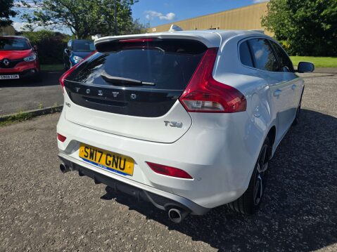 Volvo V40 2.0 V40 R-Design Nav+ T3 5dr 10