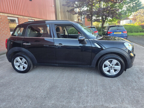 Mini Countryman 1.6 Countryman Cooper 5dr 20