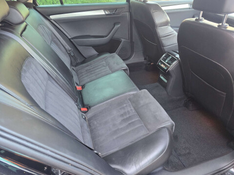 Skoda Superb 1.6 Superb SE Technology TDI Semi-Auto 5dr 19