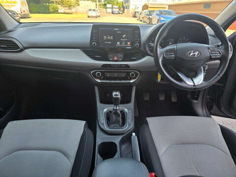 Hyundai i30 1.0 i30 SE Nav TGDi 5dr 15