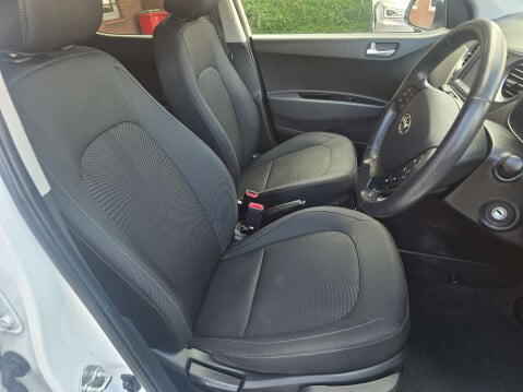 Hyundai i10 1.0 I10 Premium 5dr 43