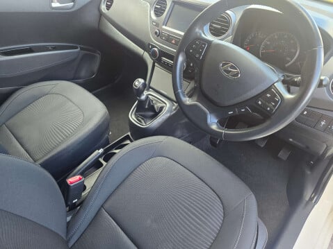 Hyundai i10 1.0 I10 Premium 5dr 45