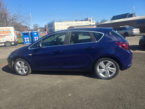 Vauxhall Astra 1.4 Astra SRI 5dr 9