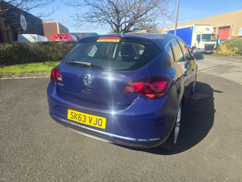 Vauxhall Astra 1.4 Astra SRI 5dr 14