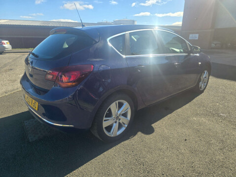 Vauxhall Astra 1.4 Astra SRI 5dr 17