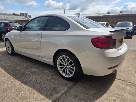 BMW 2 Series 1.5 218I SE Auto 2dr 30
