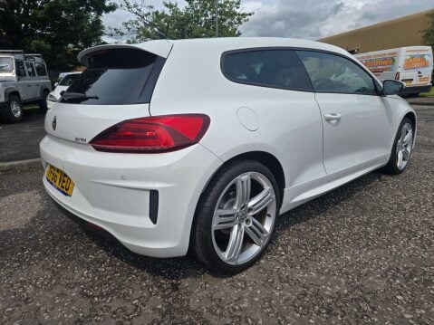 Volkswagen Scirocco 2.0 Scirocco R-Line BlueMotion Technology TDI 3dr 10