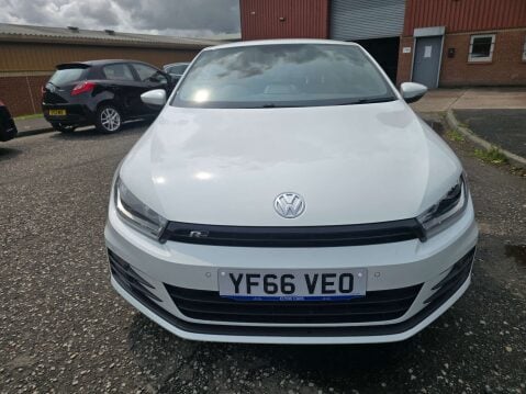 Volkswagen Scirocco 2.0 Scirocco R-Line BlueMotion Technology TDI 3dr 24