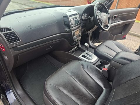 Hyundai SANTA FE 2.2 Santa Fe Premium CRDi Auto 4WD 5dr 48