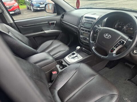 Hyundai SANTA FE 2.2 Santa Fe Premium CRDi Auto 4WD 5dr 51