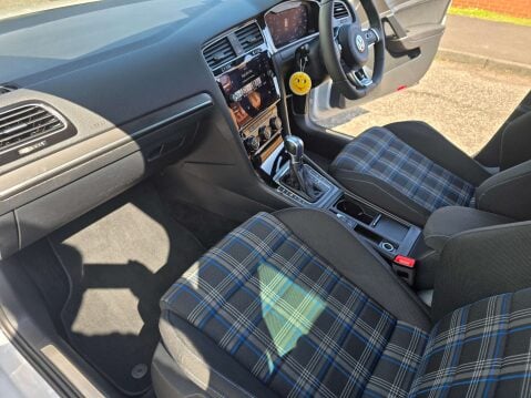 Volkswagen Golf 1.4 Golf GTE Advance Semi-Auto 5dr 49