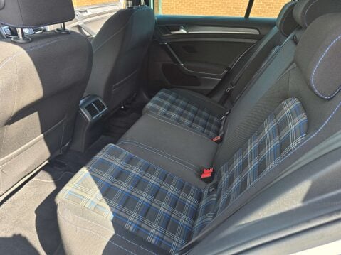 Volkswagen Golf 1.4 Golf GTE Advance Semi-Auto 5dr 51