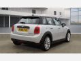 Mini Hatch 1.5 Cooper D 5dr 4