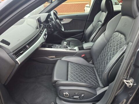 Audi S4 3.0 TFSI Quattro Auto 4WD 4dr 45