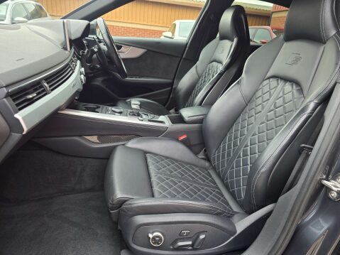 Audi S4 3.0 TFSI Quattro Auto 4WD 4dr 44