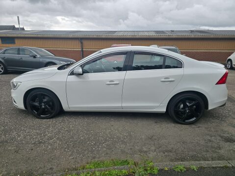 Volvo S60 2.0 S60 R-Design Nav D4 Auto 4dr 28
