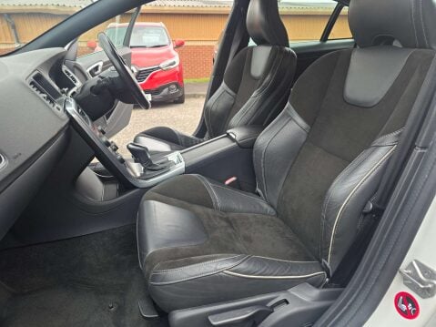 Volvo S60 2.0 S60 R-Design Nav D4 Auto 4dr 15