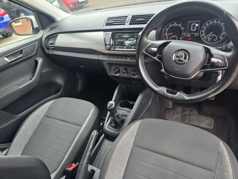 Skoda Fabia 1.0 Fabia SE Drive MPI 5dr 13