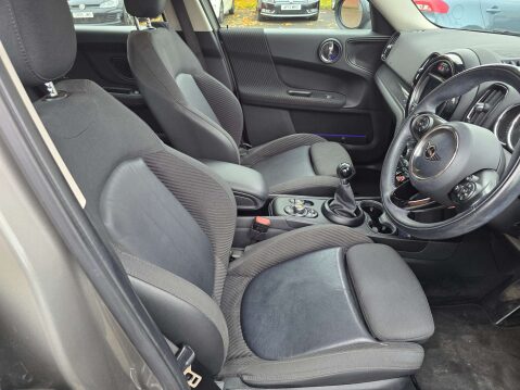 Mini Countryman 1.5 Countryman Cooper 5dr 44
