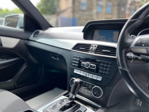 Mercedes-Benz C Class 1.8 C180 BlueEfficiency AMG Sport G-Tronic+ Euro 5 (s/s) 2dr 27