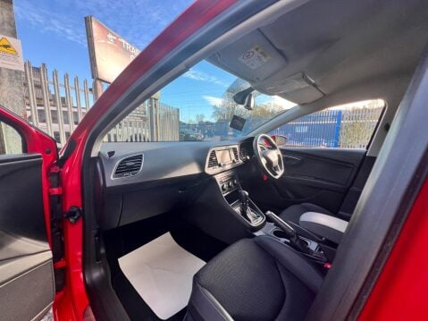 SEAT Leon 2.0 TDI CR FR Sport Tourer DSG Euro 5 (s/s) 5dr 41