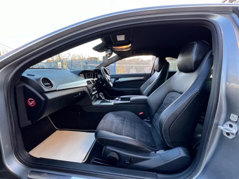 Mercedes-Benz C Class 2.1 C220 CDI AMG Sport Edition G-Tronic+ Euro 5 (s/s) 2dr 46