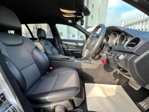 Mercedes-Benz C Class 1.6 C180 BlueEfficiency AMG Sport G-Tronic+ Euro 5 (s/s) 5dr 40
